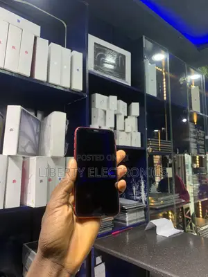 Apple iPhone XR 64 GB Red
