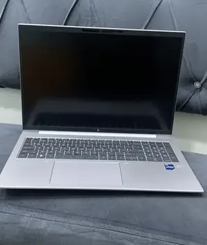 Laptop HP ZBook Firefly 16inch G9 16GB Intel Core I7 SSD 512GB