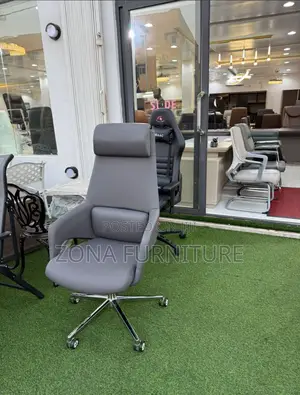 New Model Design Imported Executive Office Swivel Chair High Back