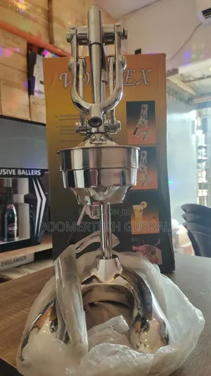 Manual Citrus Juicer.
