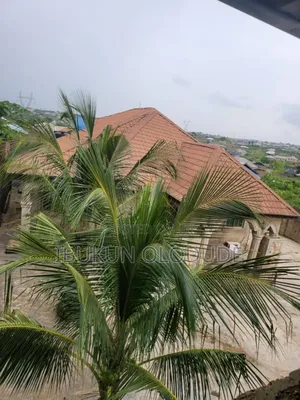 4bdrm Bungalow in Behind Luth Estate, Ifo for sale