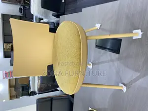 New Model Foreign Design Super Solid Stylish Restaurant Kitchen Chair
