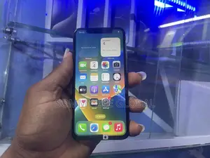 Apple iPhone X 64 GB Black