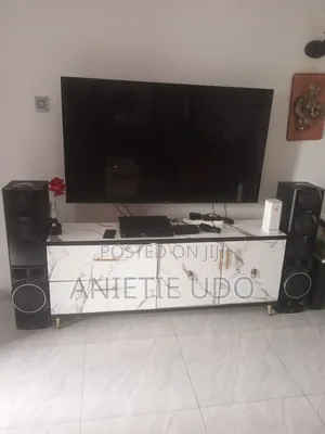 Super Tv Stand