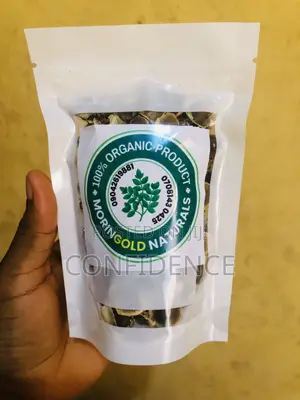 Fresh And Mature Moringa Seeds