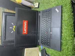 Laptop Lenovo Thinkpad T15 Gen1 32GB Intel Core I7 SSD 512GB