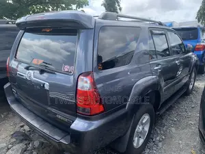 Toyota 4-Runner Limited 2008 Gray