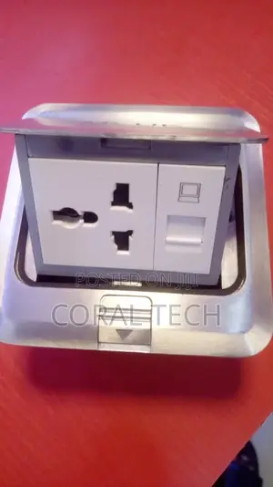 Luxury Single Pop-Up Floor Socket With Universal Socket and Data Port
