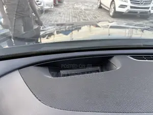 Mercedes-Benz E300 2019 Black