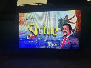 Studio Screen
