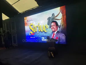 Studio Screen