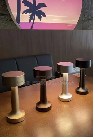 Modern Dinner Table Lamp - Cordless Rechargeable Table Lamp