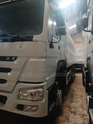Tokunbo Howo Tipper