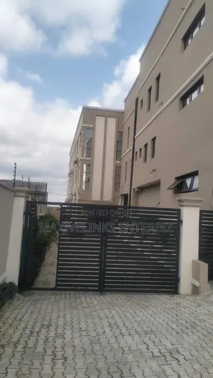 13bdrm Duplex in Ogudu Gra for rent