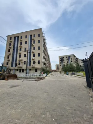 Furnished 2bdrm Block of Flats in Off. Ogunlanu for sale