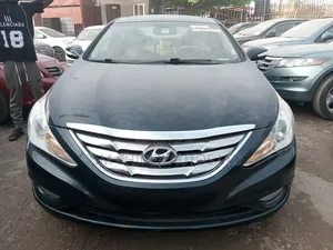 Hyundai Sonata Limited Sedan FWD (2.4L 4cyl 6A) 2011 Blue