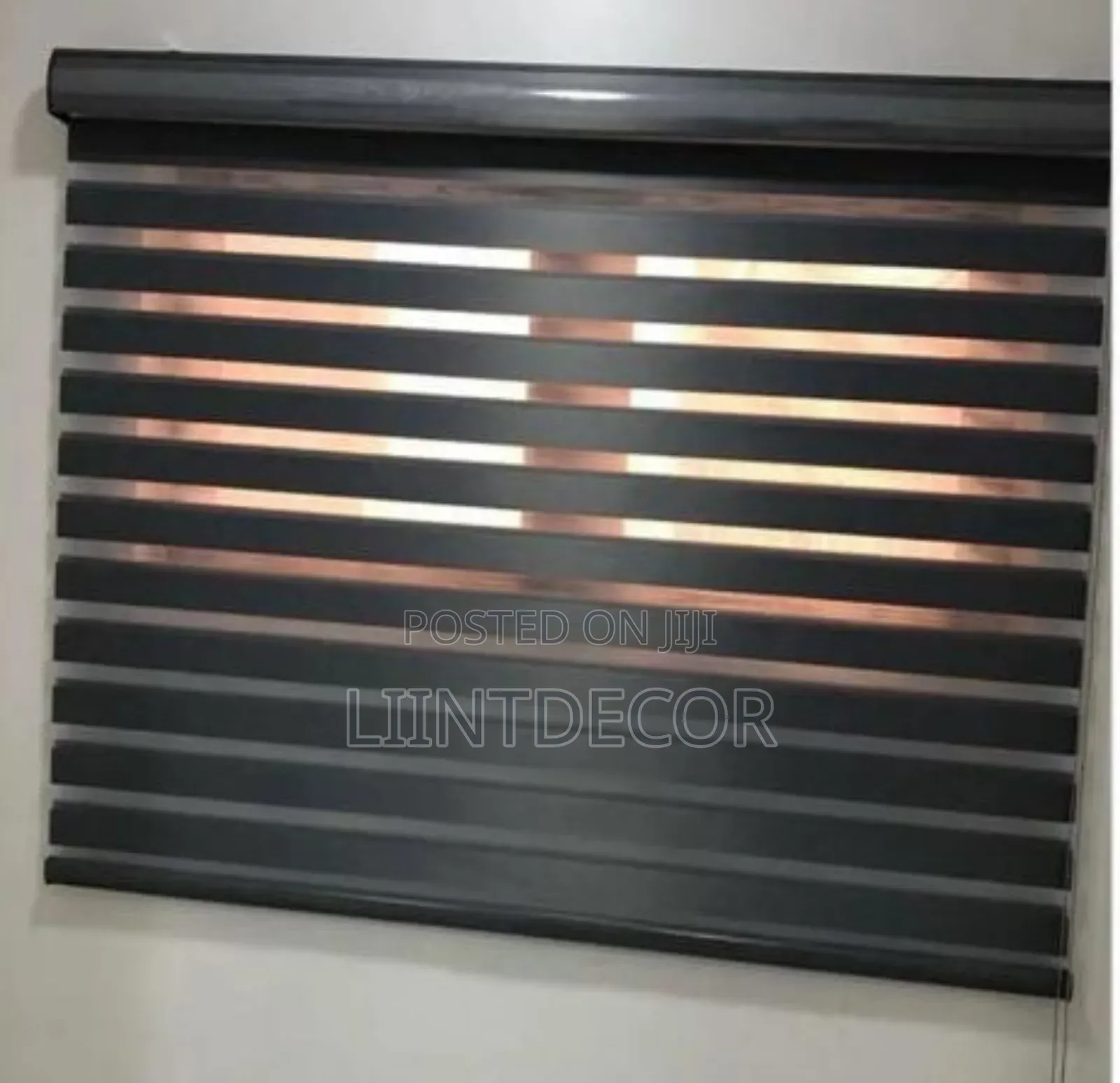 Perfect Light Grey Window Blind
