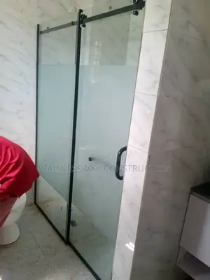 427 Black/Shower Cubicle Glass