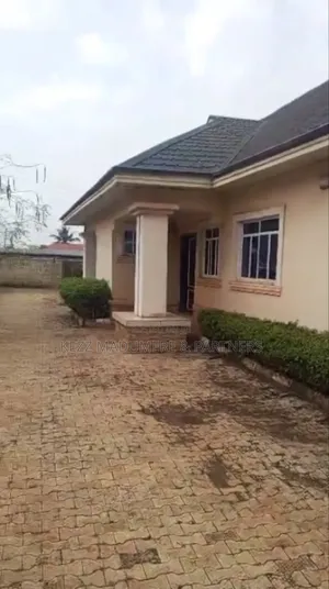 3bdrm Bungalow in Bricks Estate, Phase for sale