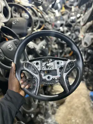 Empty Wheel Hyundai Elentra 2012