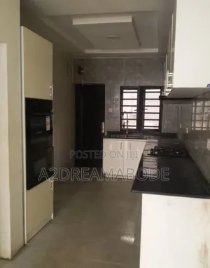 4bdrm Duplex in Opebi, Ikeja for rent