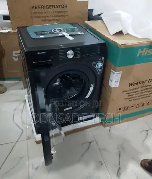 Spacious Hisense 10.5kg Front Loader – Stylish Look