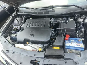 Toyota Camry XLE 4dr Sedan (3.5L 6cyl 6A) 2014 Gray