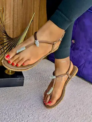 Brown Female Flat Chic Sandal Size 41