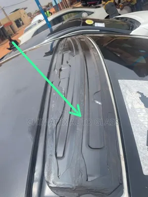Gle43 2017 292 First Small Panoramic Roof Glass Available