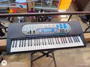 Casio CTK-571 Keyboard