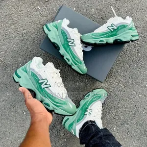 New Balance 1000