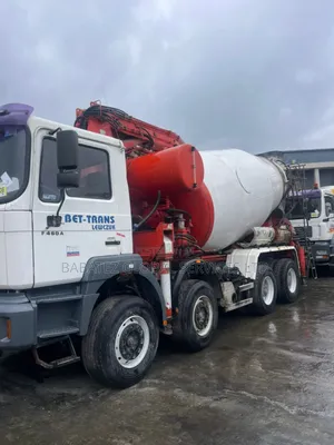 Concrete Pump 30meters and Mixer 9 Cubic .
