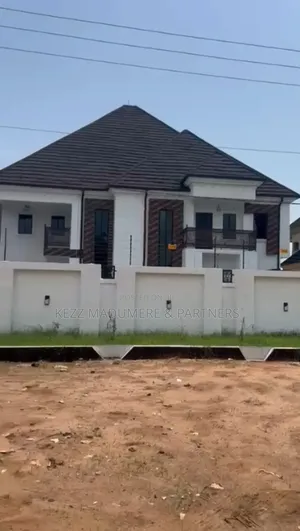 6bdrm Duplex in Abuja Okohia Est, for sale