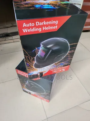 Auto Darkening Welding Helmet