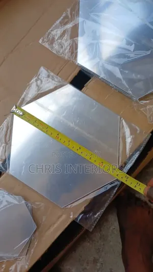 Diamond Circle Wall Mirror