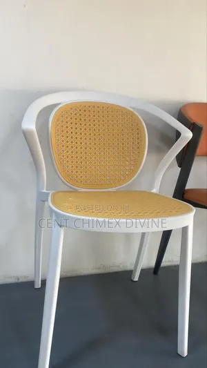 Modern Standard Restaurant Fibre Chair