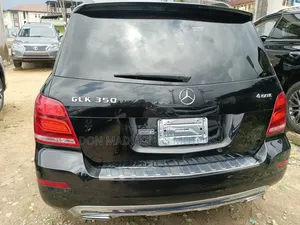 Mercedes-Benz GLK-Class Base GLK 350 4dr AWD 4MATIC (3.5L 6cyl 7A) 2015