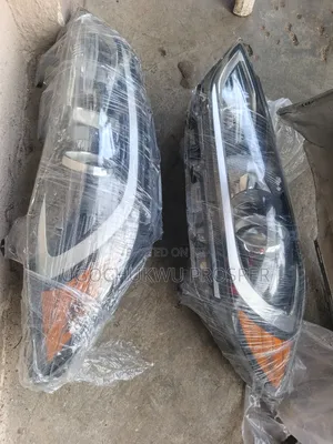 Head Lamp for Hyundai Elantra 2016 -2017 Model