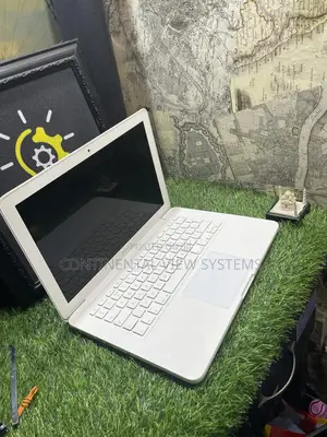 Laptop Apple MacBook 2009 4GB Intel Core 2 Duo HDD 250GB