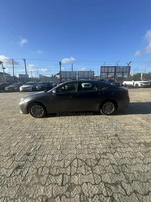 Lexus ES 350 FWD 2013 Gray
