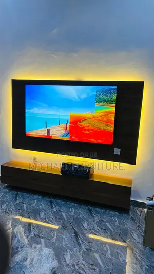 Simple-Lobelight Tv Console