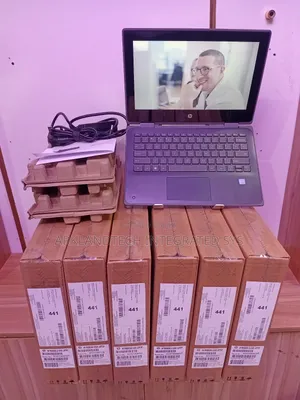 New Laptop HP Mini 1000 8GB Intel Core i5 SSD 256GB