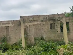 3bed Room Uncompleted Building