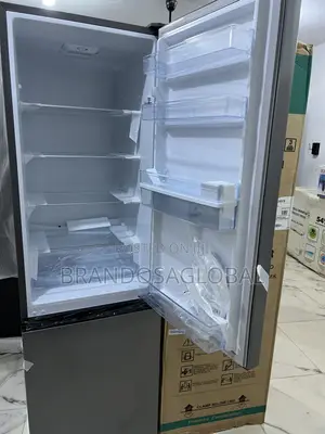 Hisense 264l Double Door Refrigerator – Bottom Freezer Design
