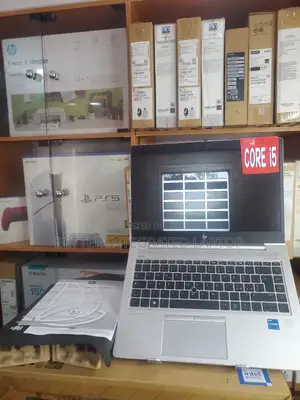 New Laptop HP ProBook 445 G9 12GB Intel Core I5 SSD 256GB