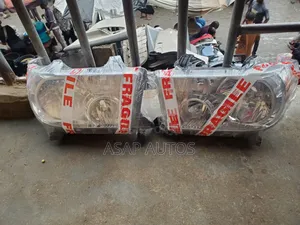 Headlamp for Tundra 2012