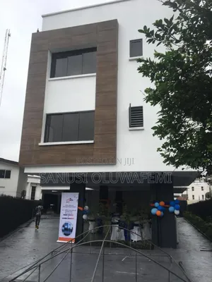 3bdrm Block of Flats in Ikeja for rent