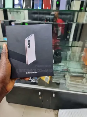 New Samsung Galaxy Z Fold6 256 GB Pink