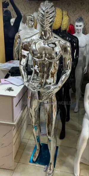 Spider Faced Silver Chrome Male Display Mannequin
