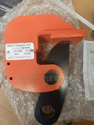 Toyo Horizontal Plate Lifting Clamp 3,000kg (3ton)